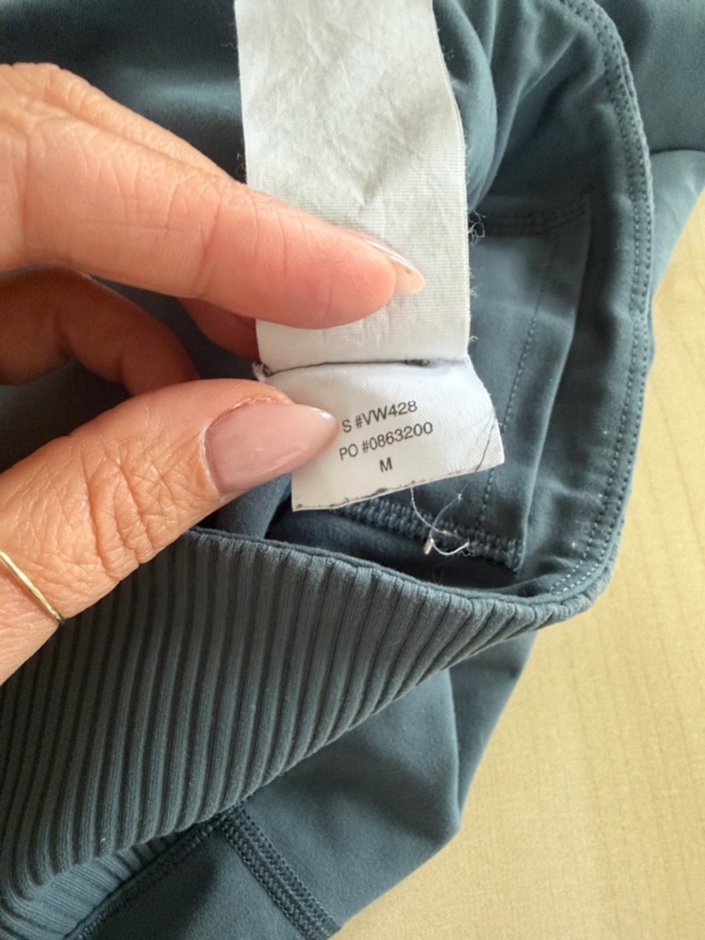 Vuori Ribbed Studio Legging - Picture 6 of 6